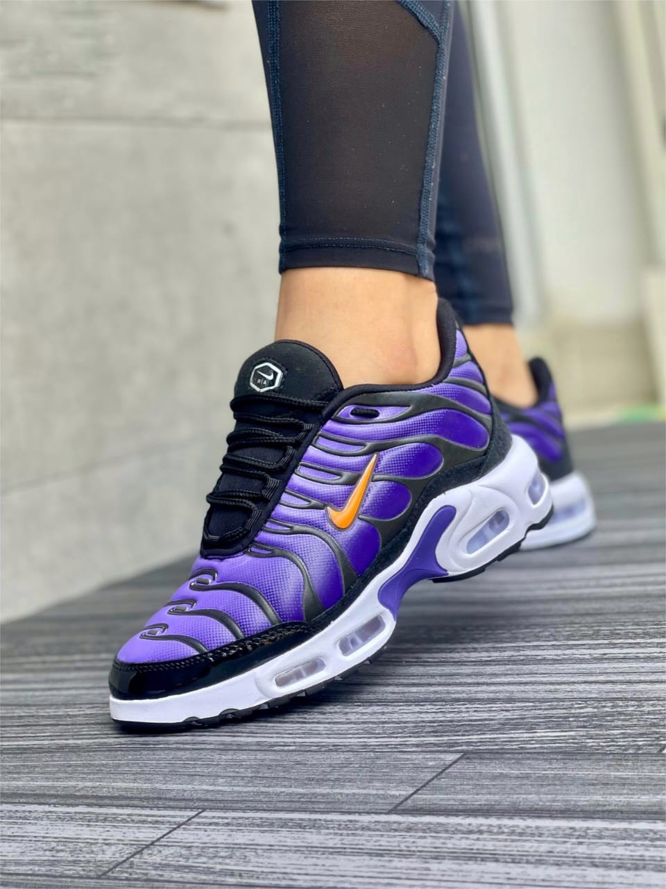 Nike Tn Dama Mt Violeta